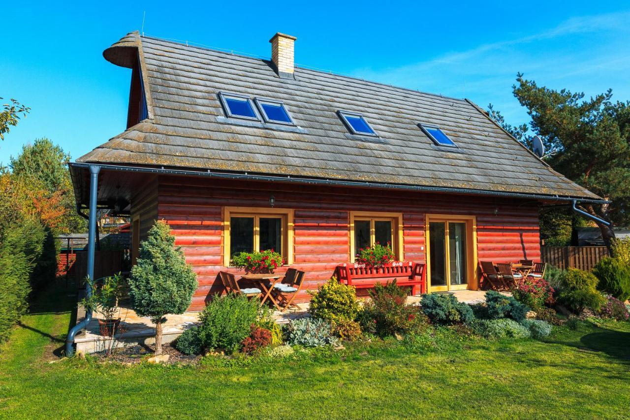 River Cottage Besenova Bagian luar foto